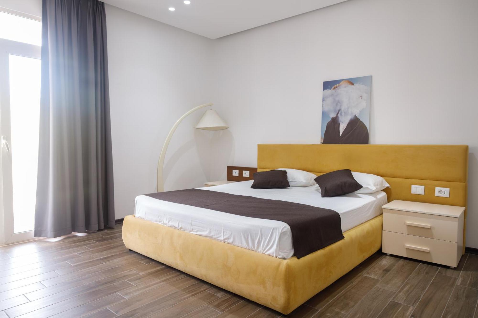 Amh Hotel ดูร์เรส ภายนอก รูปภาพ