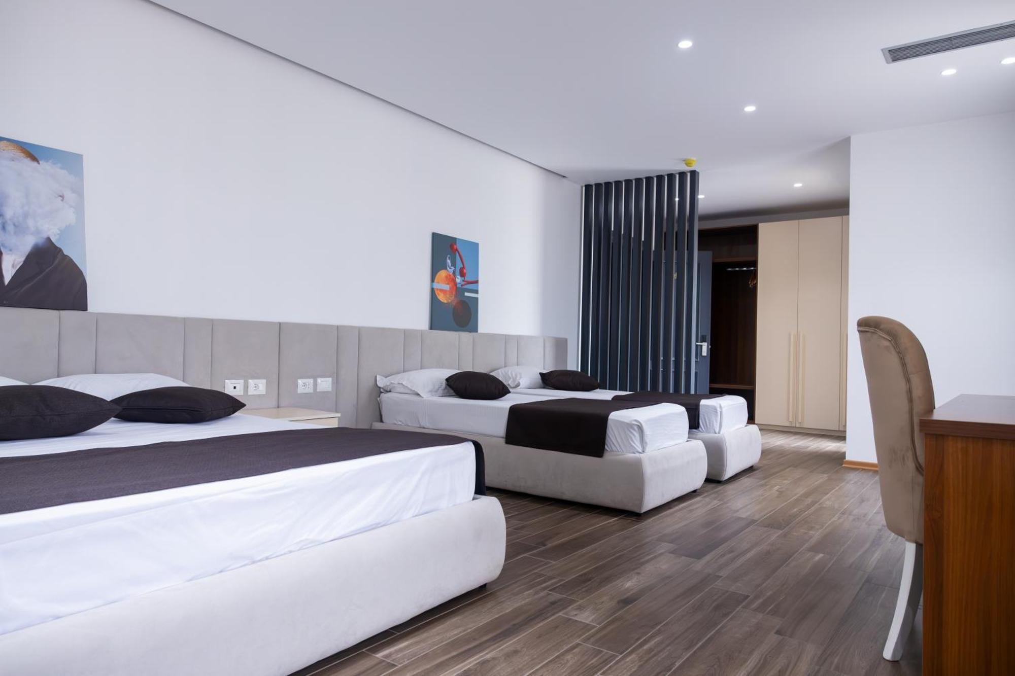 Amh Hotel ดูร์เรส ภายนอก รูปภาพ