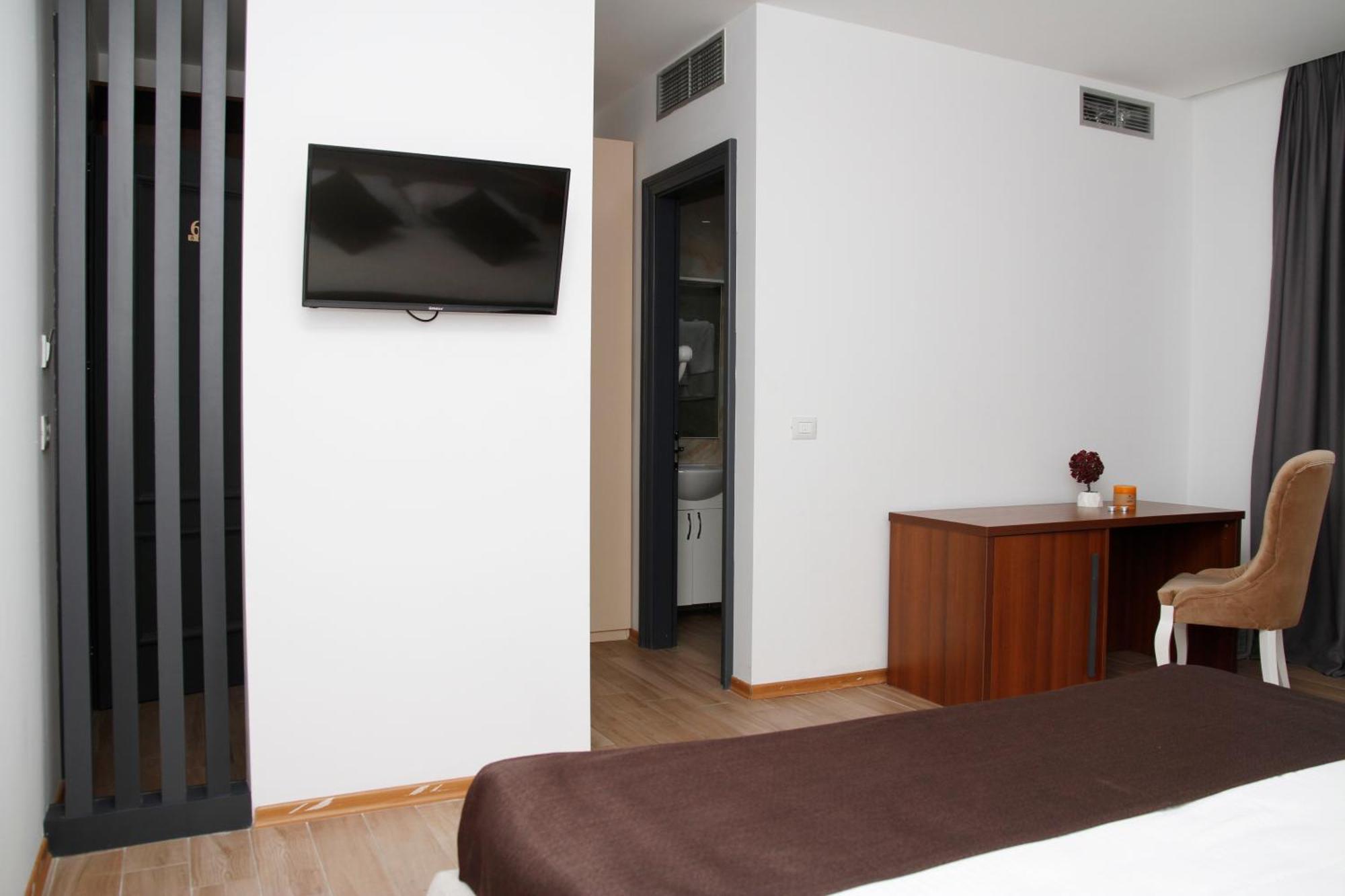 Amh Hotel ดูร์เรส ภายนอก รูปภาพ
