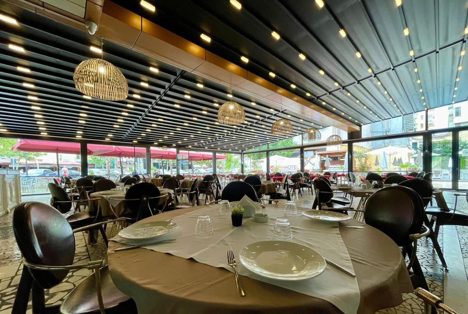 Amh Hotel ดูร์เรส ภายนอก รูปภาพ